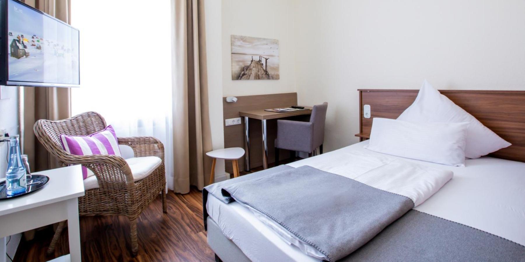 Hotel Das Kronprinz 特罗斯多夫 外观 照片